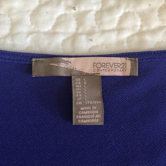 Sold❌ Stylish Top! - Picture 3 of 3